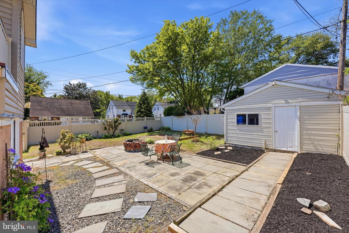 6944 Pawling Street photo 15