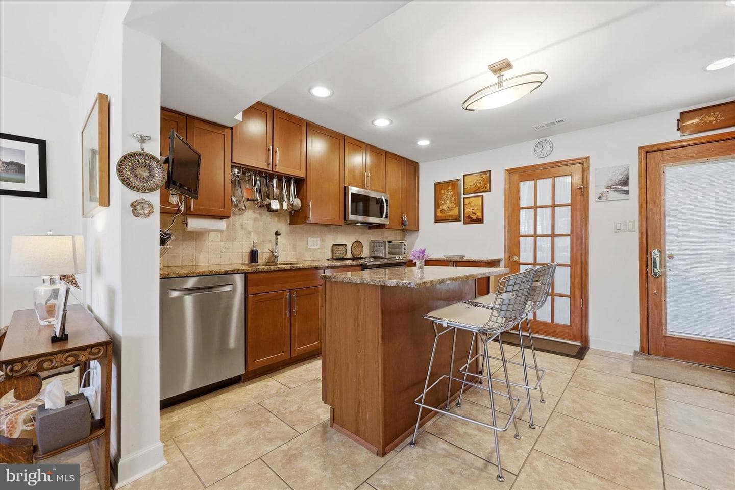 6944 Pawling Street photo 8