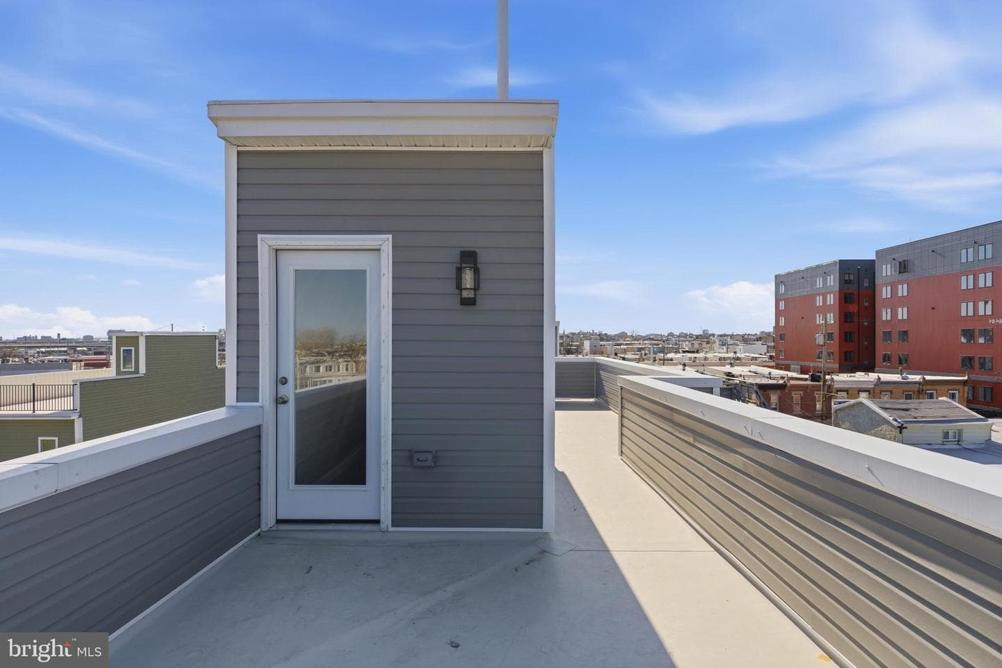 2440 E Harold Street photo 27