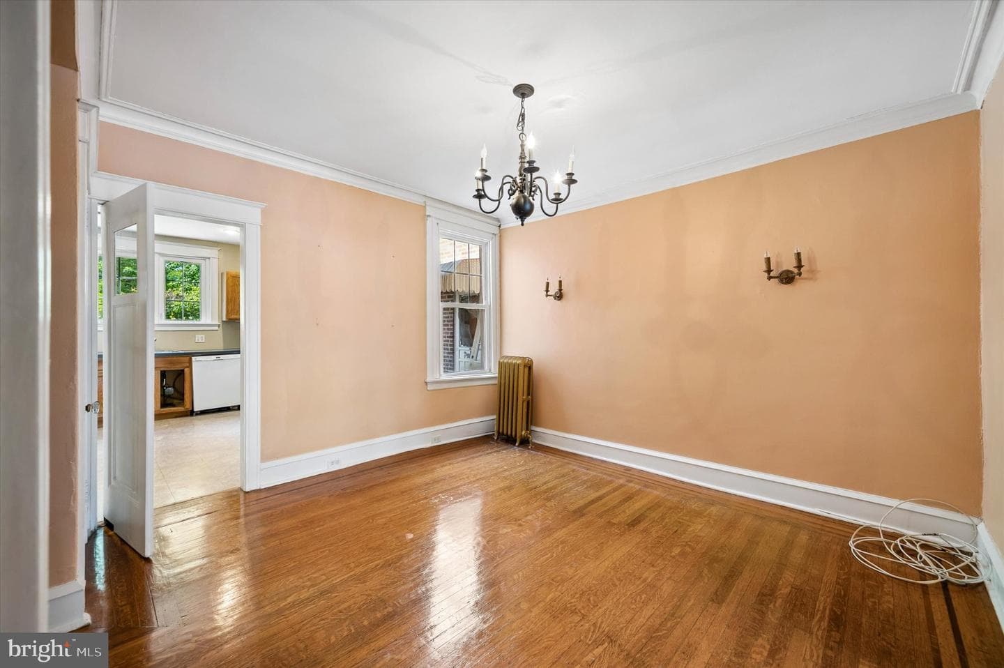 219 W Sedgwick Street photo 9