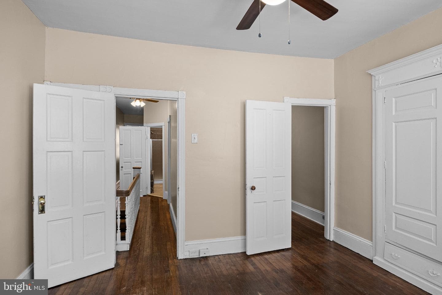1241 W Silver Street photo 16