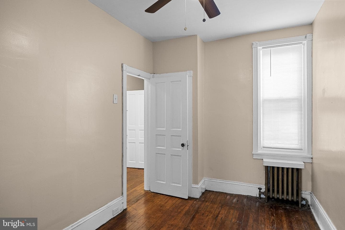 1241 W Silver Street photo 19