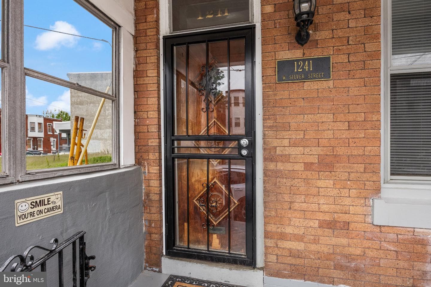 1241 W Silver Street photo 3