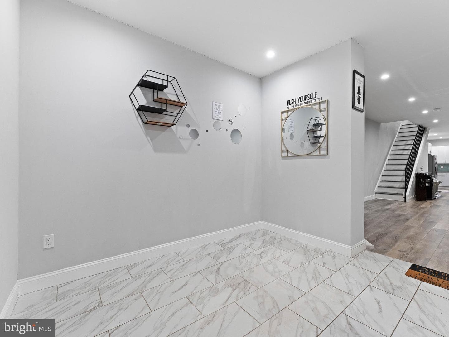 1711 Belfield Avenue photo 6