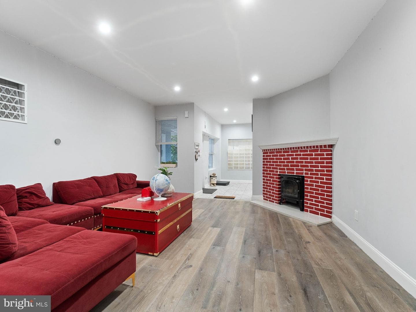 1711 Belfield Avenue photo 9