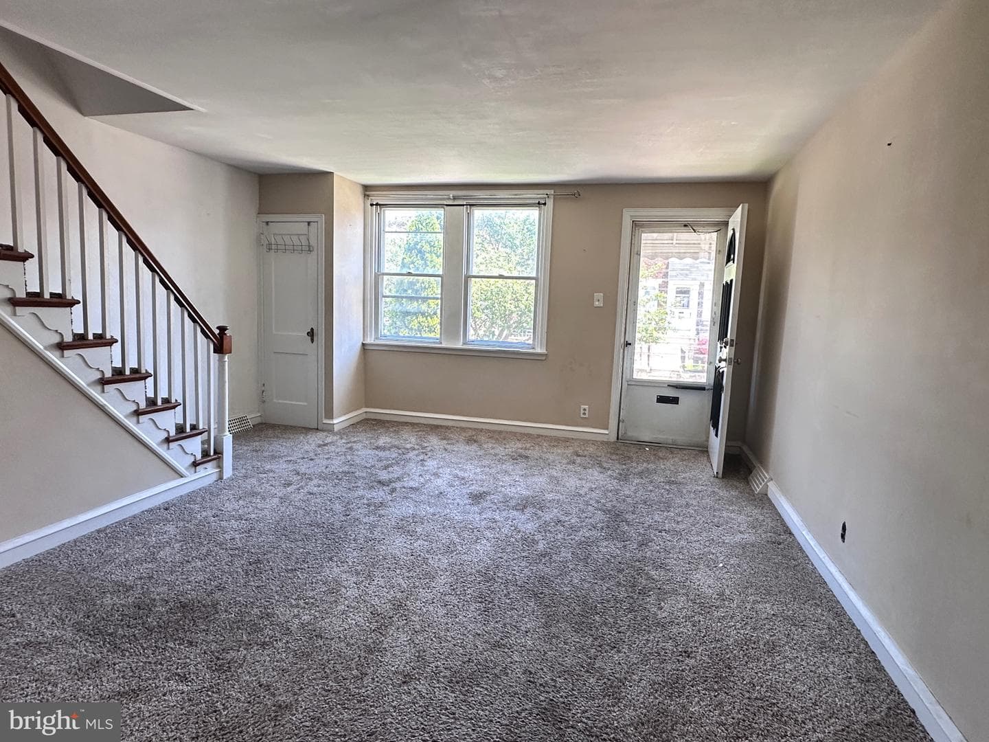 4534 Oakmont Street photo 3