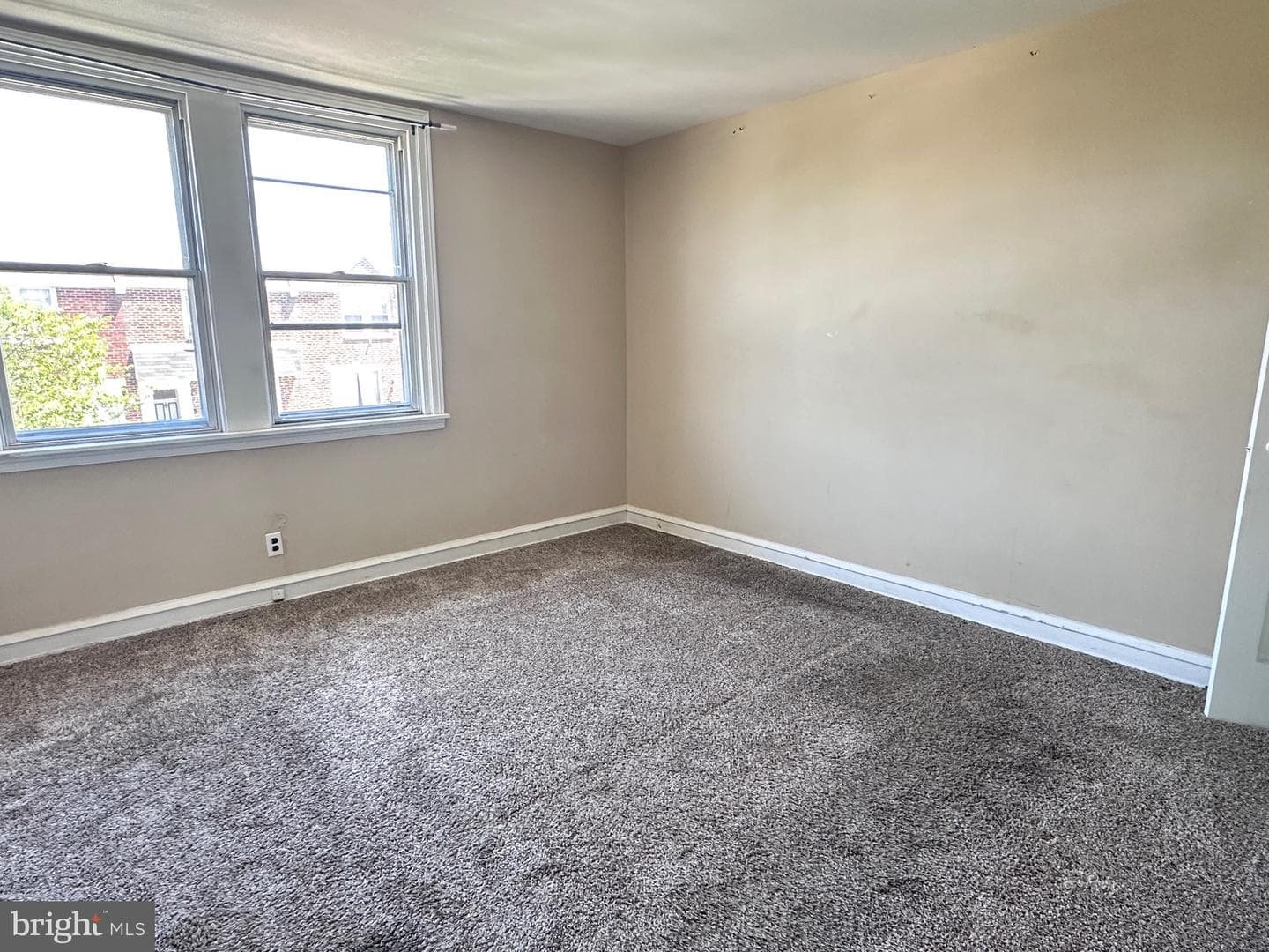 4534 Oakmont Street photo 7