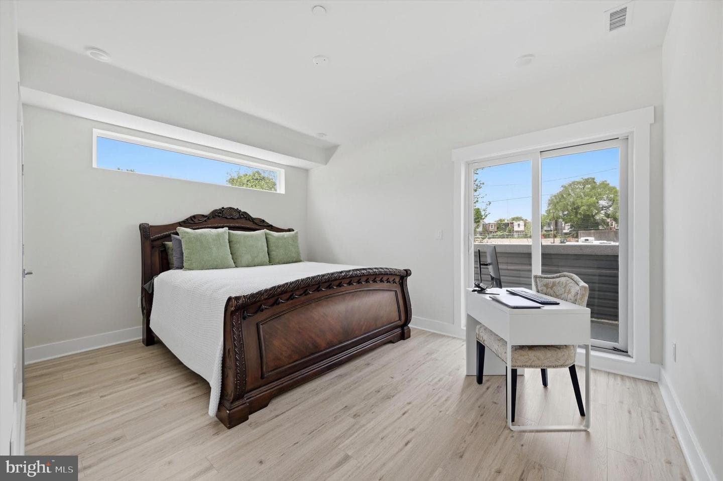 101 E Phil Ellena Street photo 18