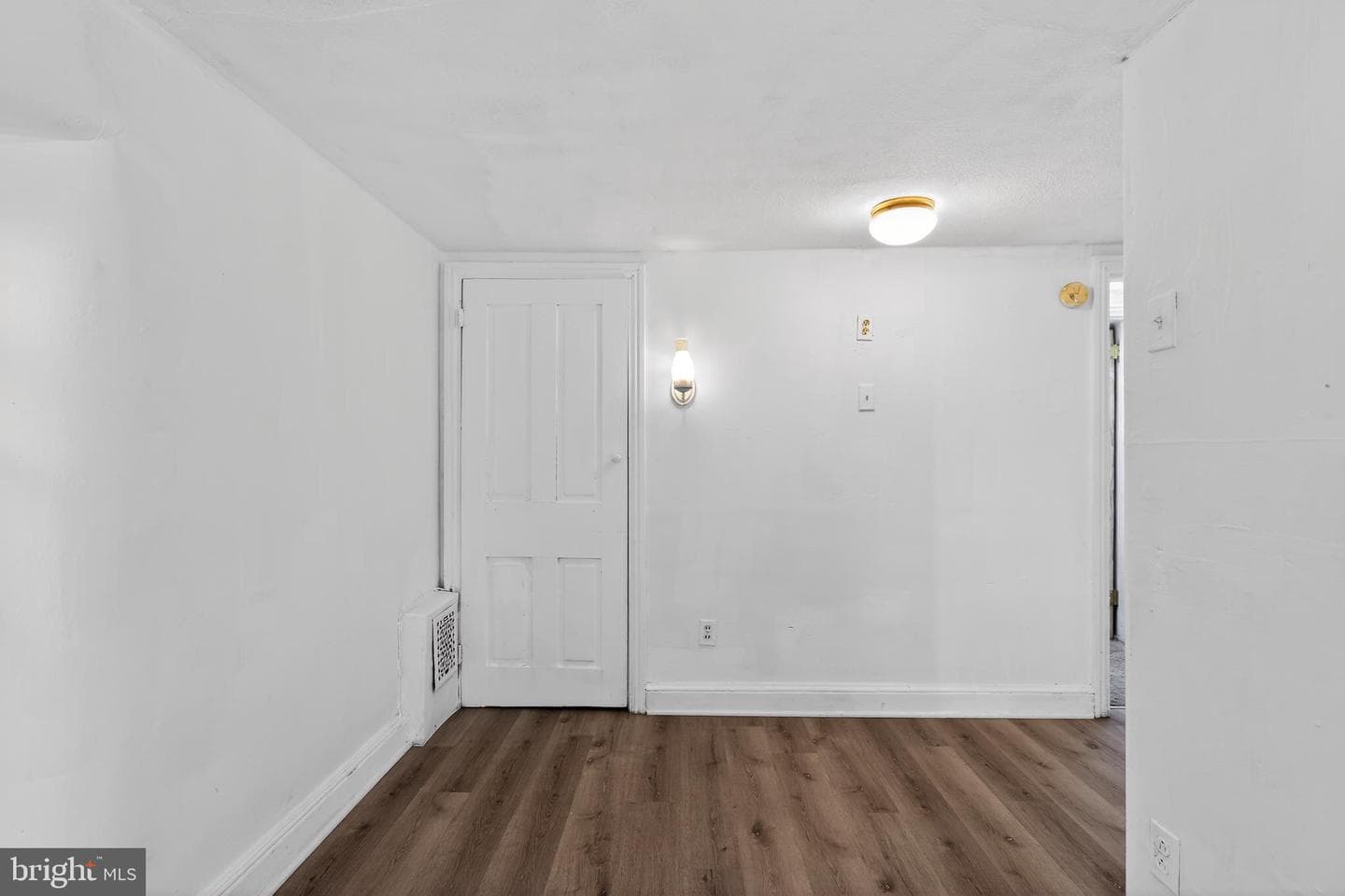 5542 Morris Street photo 11