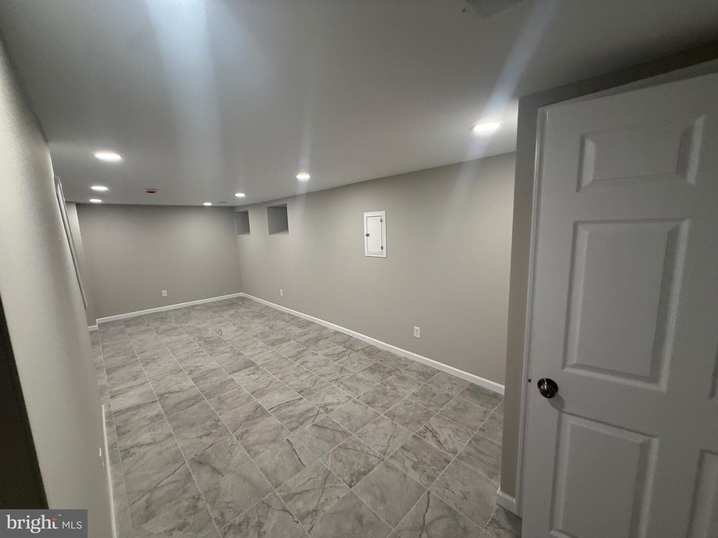 5946 N Camac Street photo 12