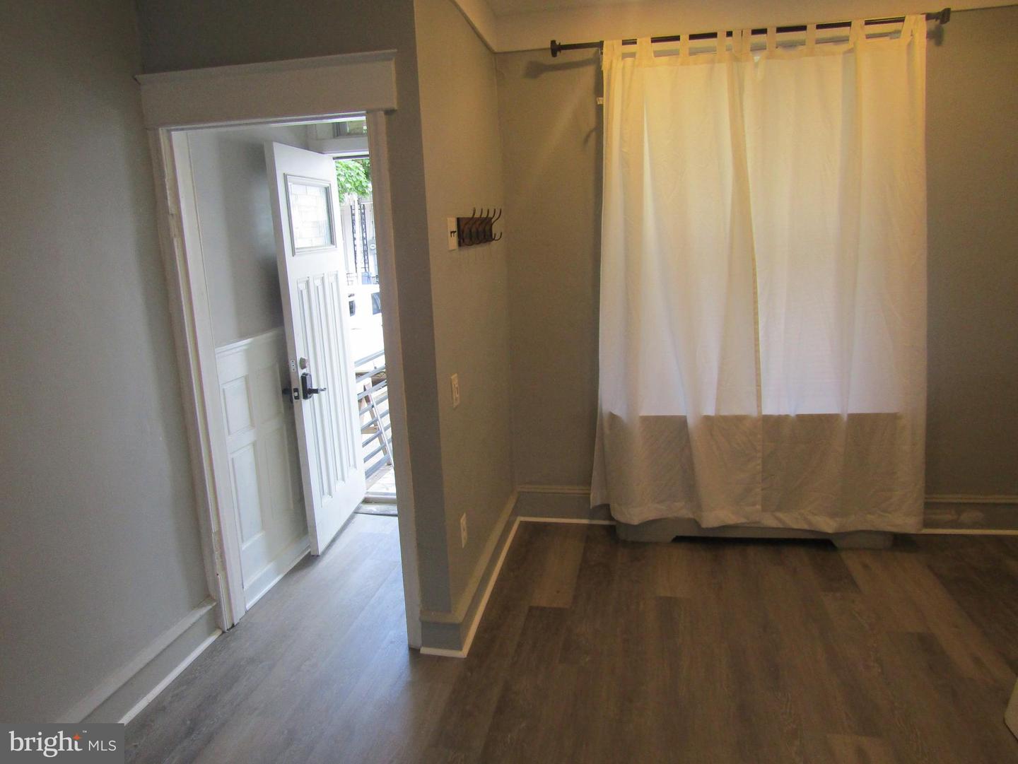 3551 Ella Street photo 6