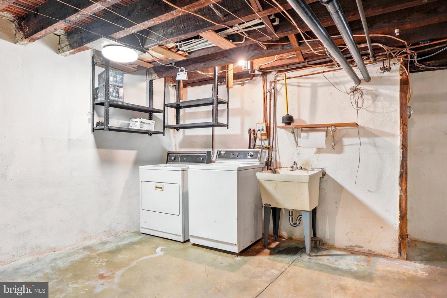 5330 N Sydenham Street photo 38
