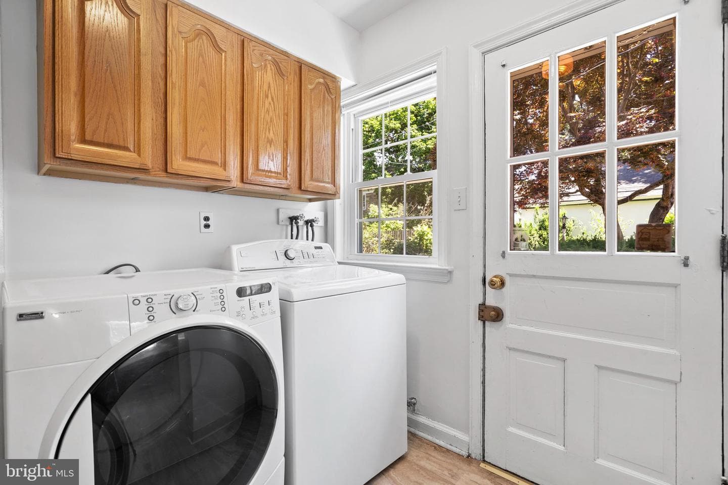 3226 W Penn Street photo 15