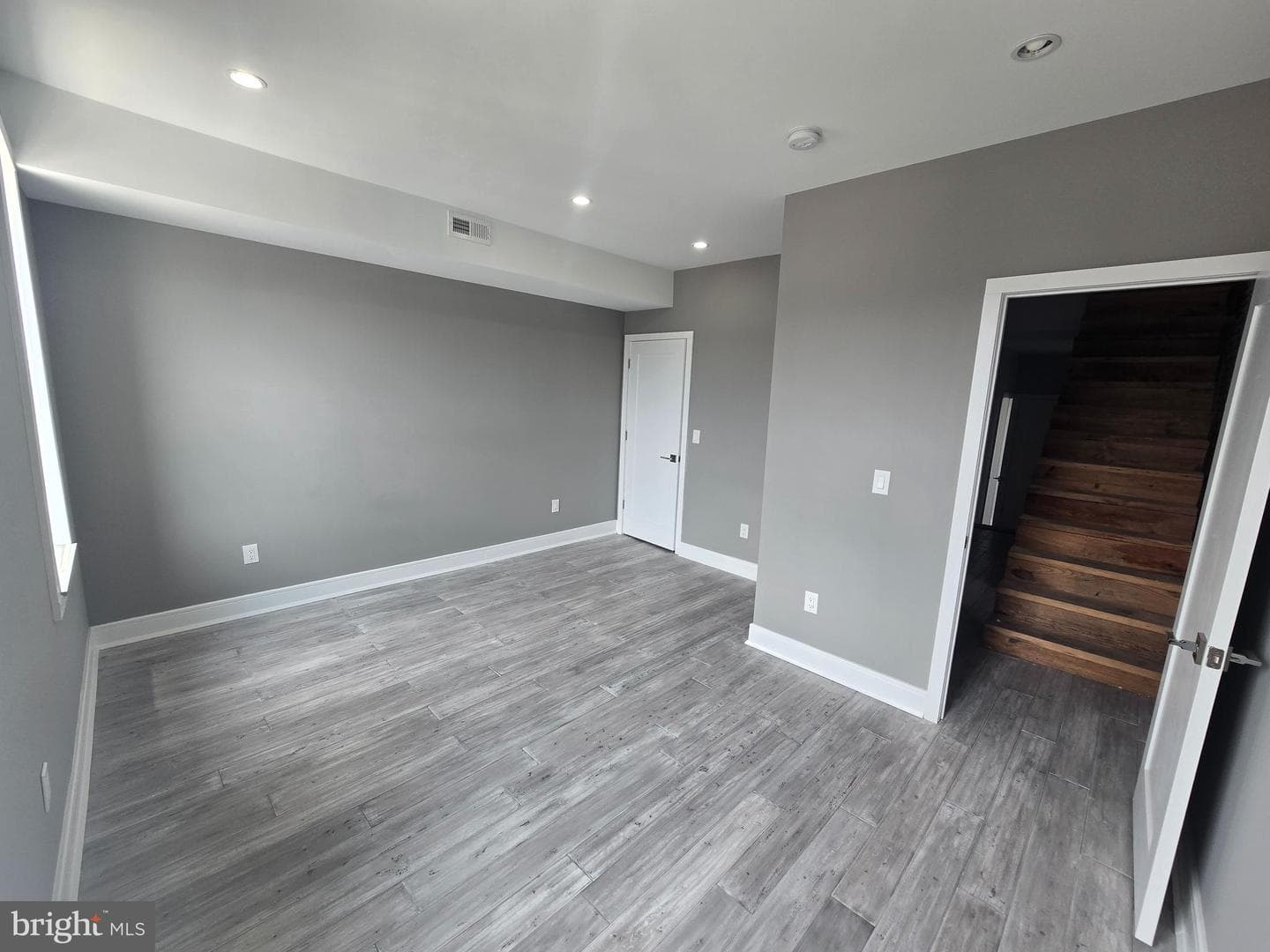 2609 E Norris Street photo 17