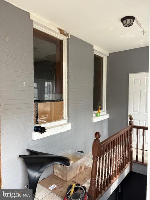 3756 N Darien Street photo 2