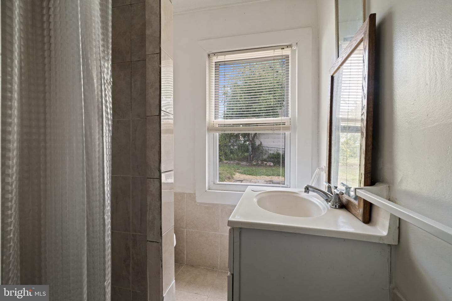 7339 Dorcas Street photo 31