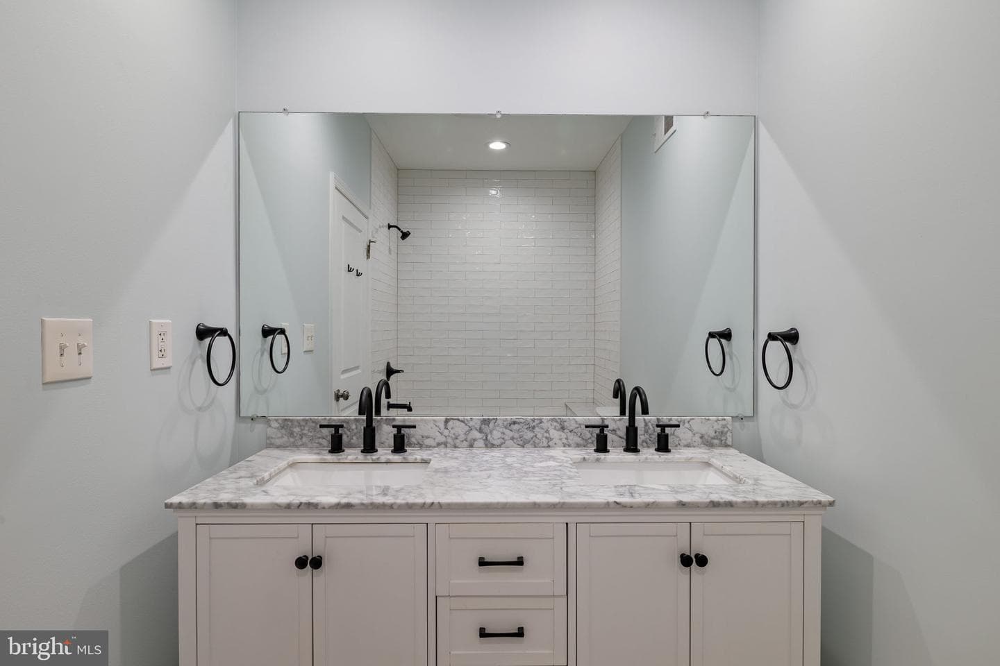 726 S Randolph Street photo 18