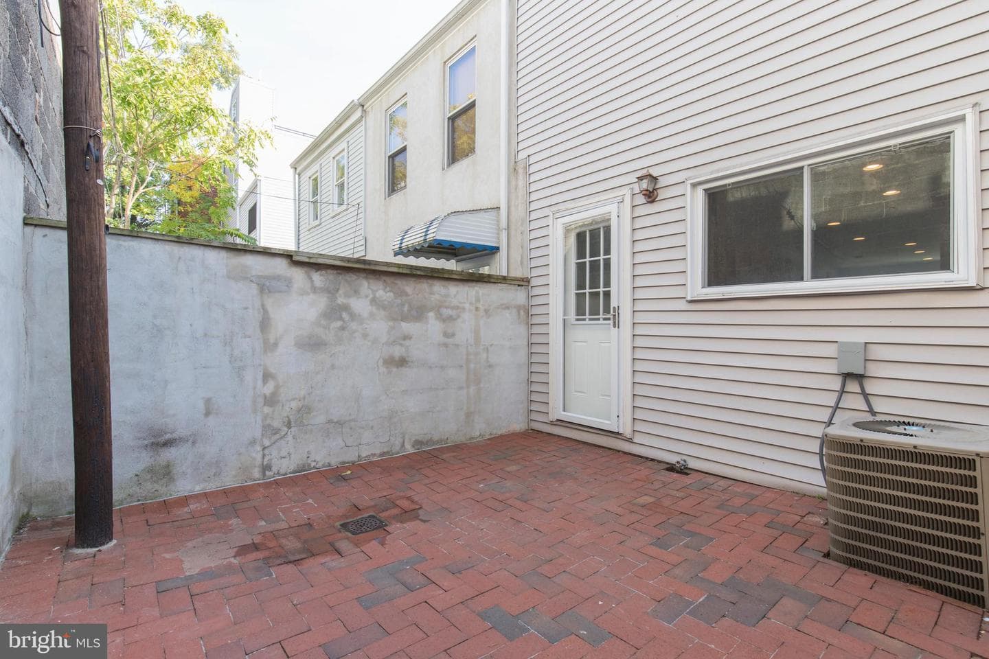 726 S Randolph Street photo 22
