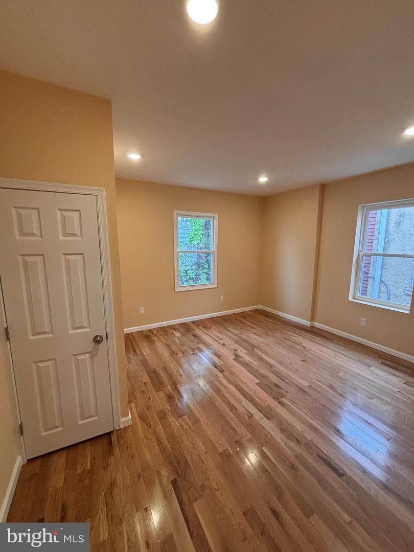6723 N Carlisle Street photo 28