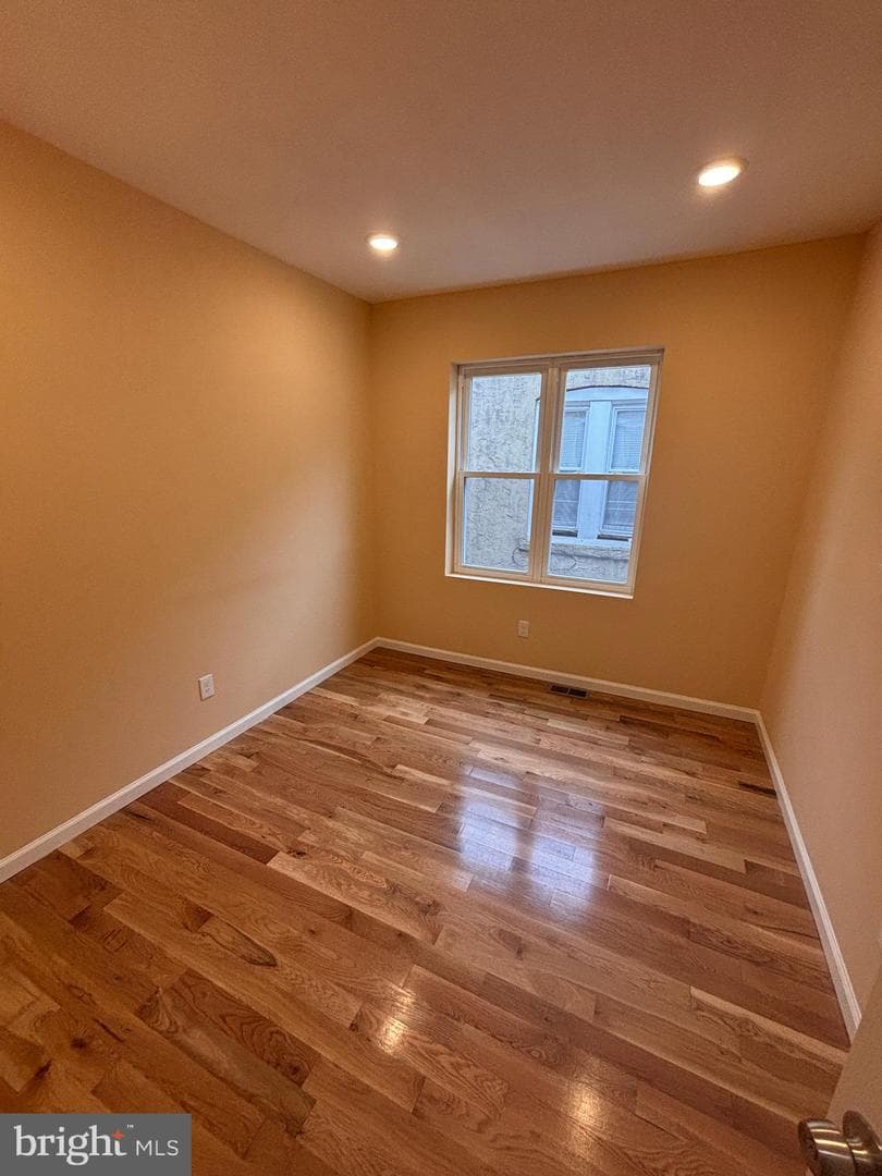 6723 N Carlisle Street photo 29