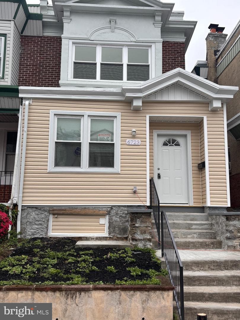 6723 N Carlisle Street photo 40