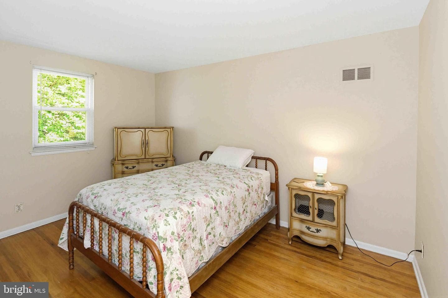 11849 Sewell Road photo 24