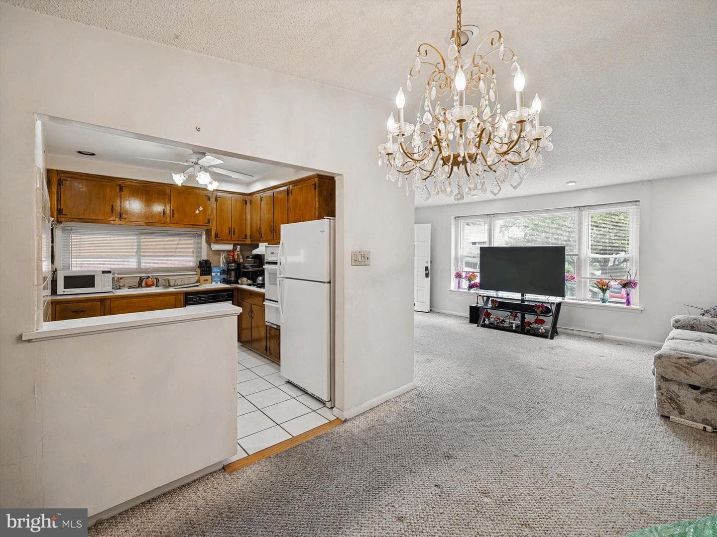 1828 Carwithan Street photo 5