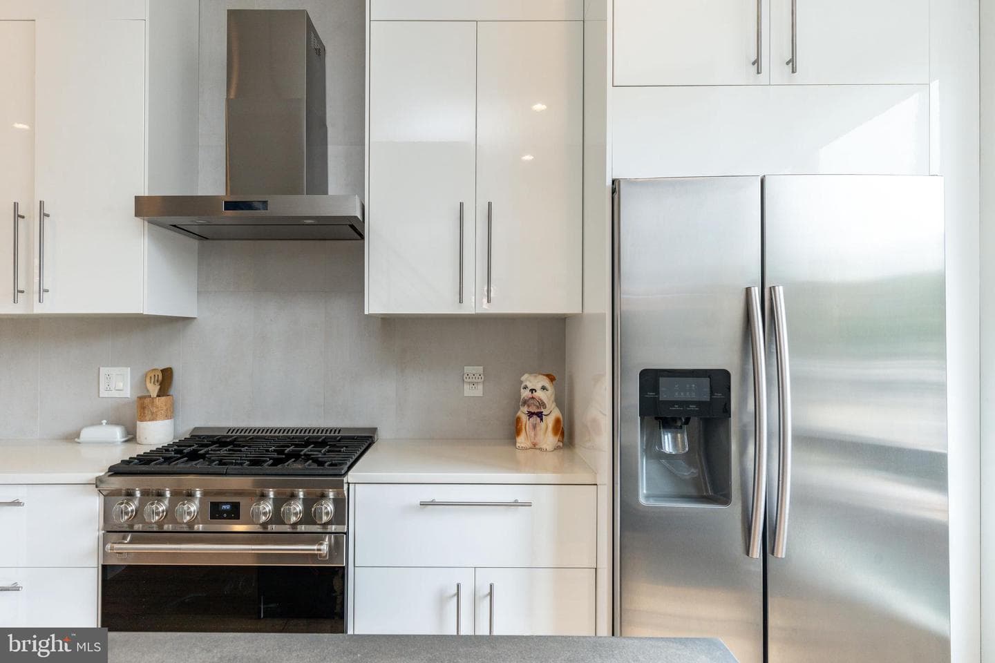 1511 N Howard Street photo 10
