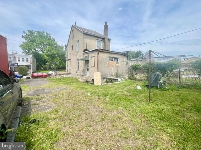 6115 N Norwood Street photo 9