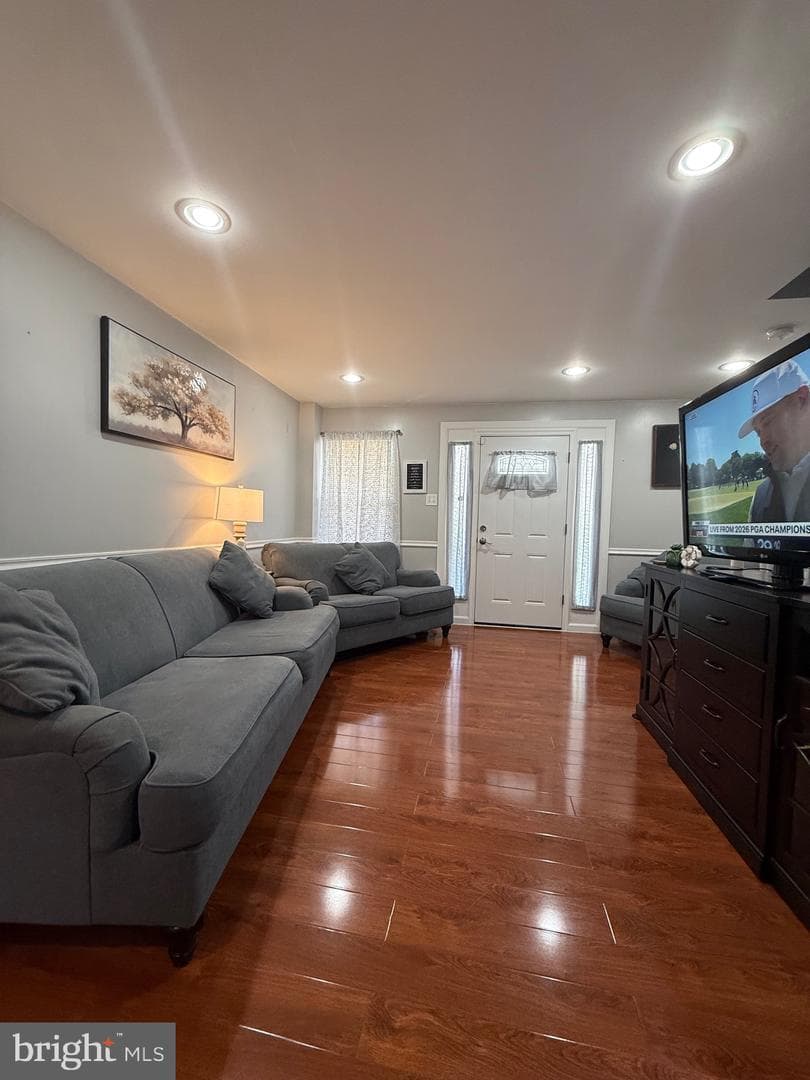 5954 Agusta Street photo 10