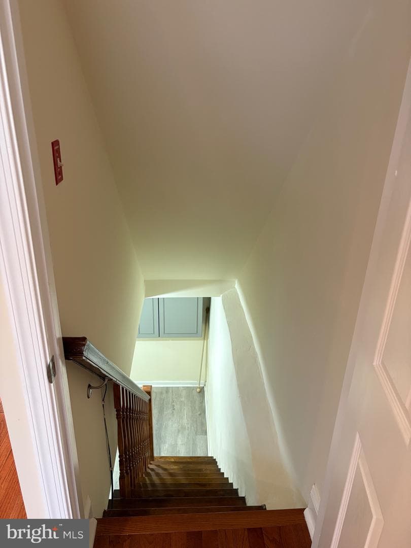 7151 Akron Street photo 30