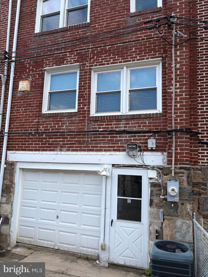 7151 Akron Street photo 39