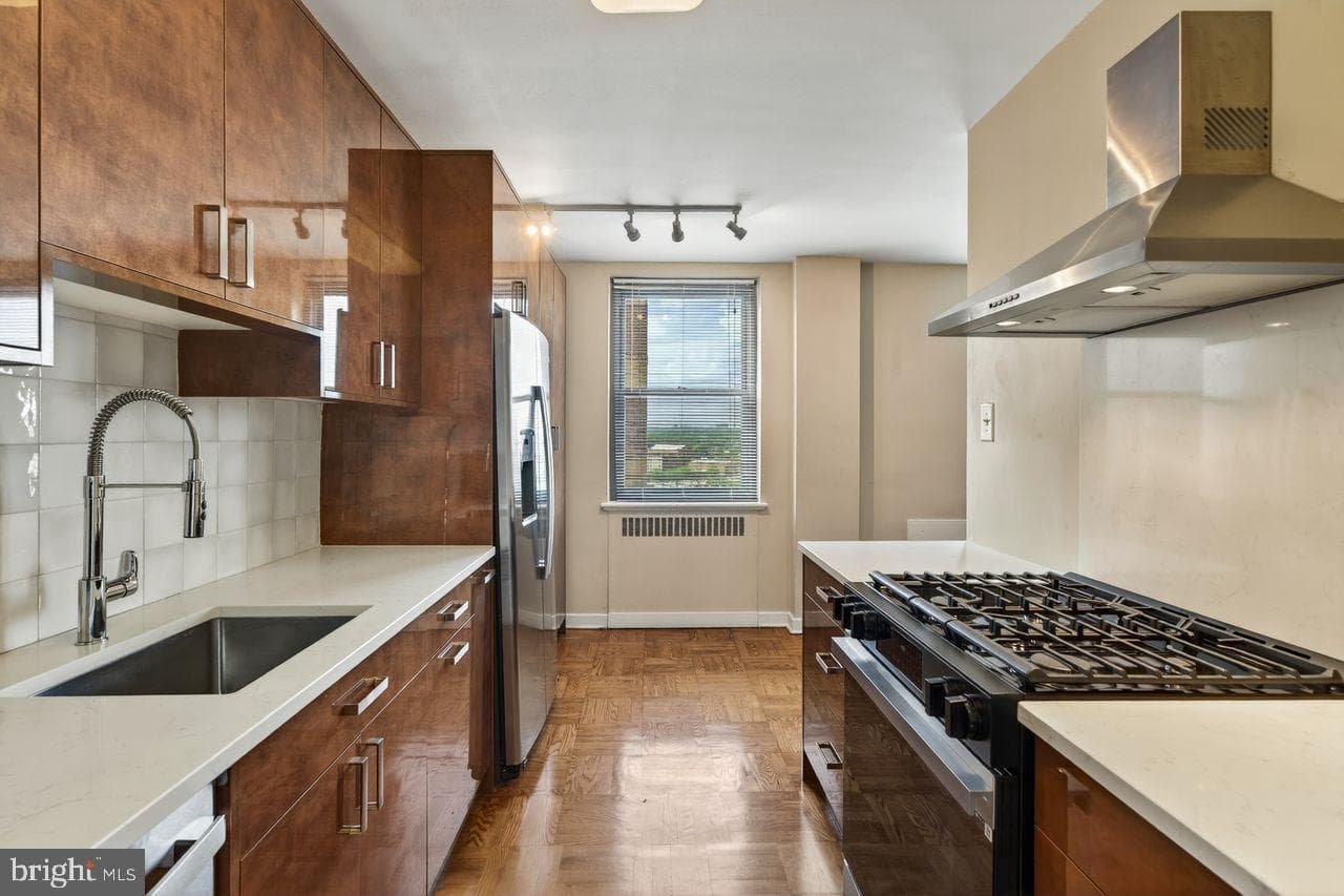 2601 Pennsylvania Avenue #1129 photo 13
