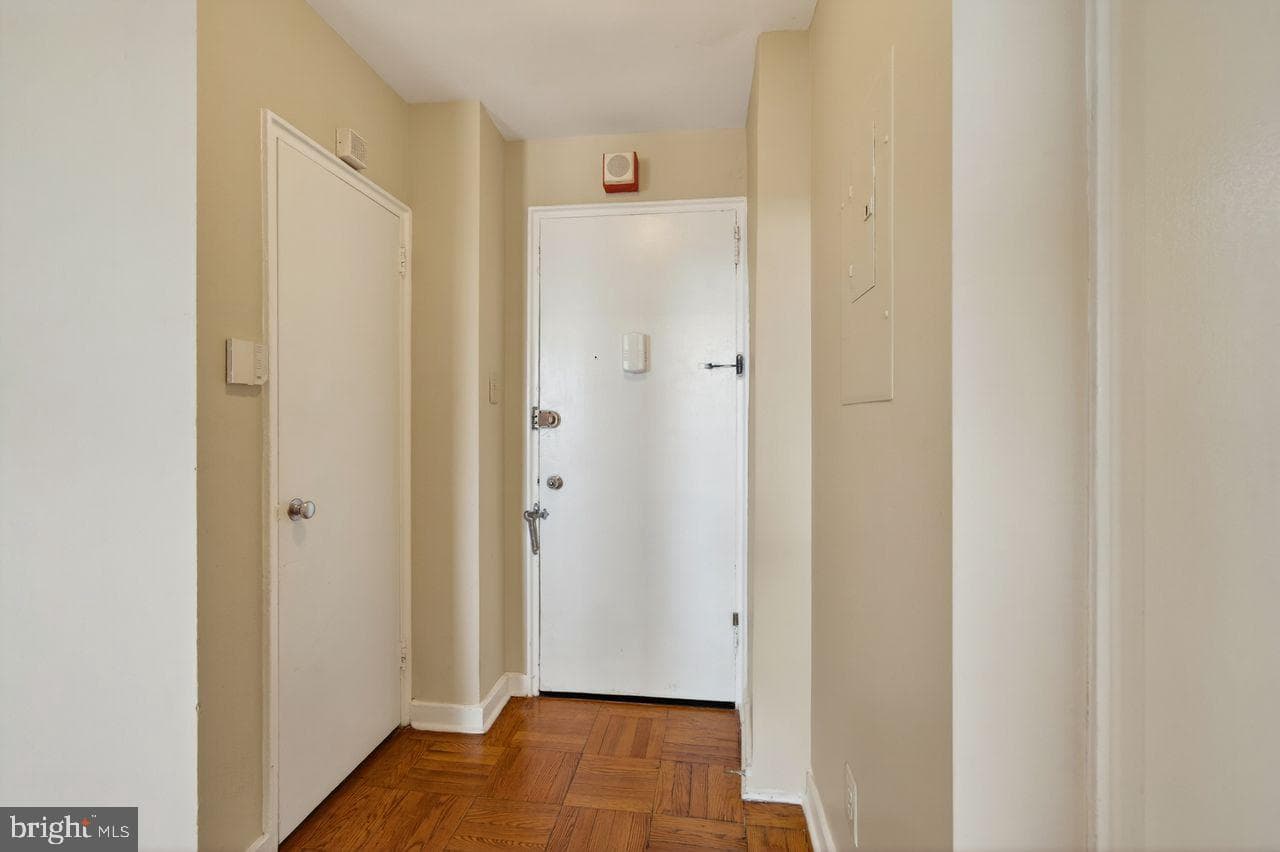 2601 Pennsylvania Avenue #1129 photo 33