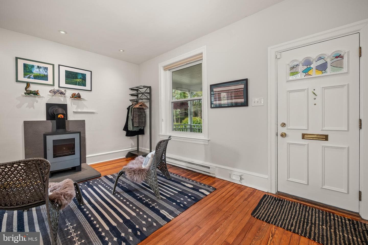 657 W Kingsley Street photo 10