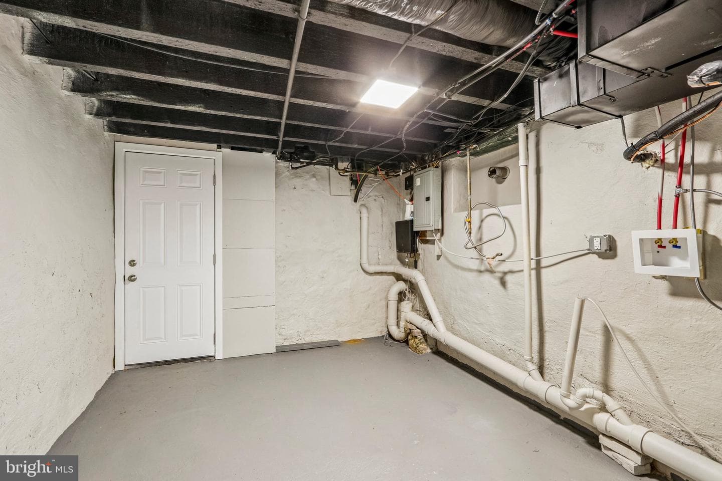 2075 E Venango Street photo 24