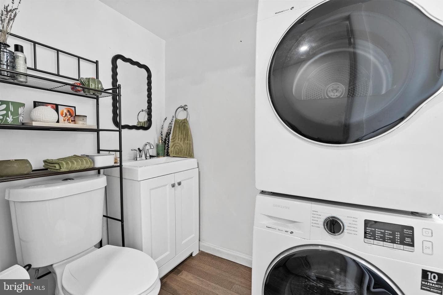 2170 E Oakdale Street photo 9