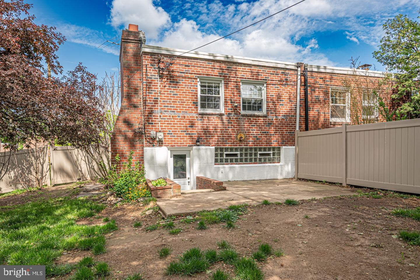 786 Hill Road photo 29