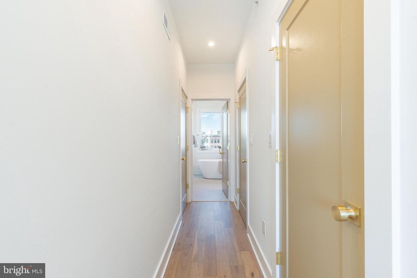 629 Mifflin Street photo 34