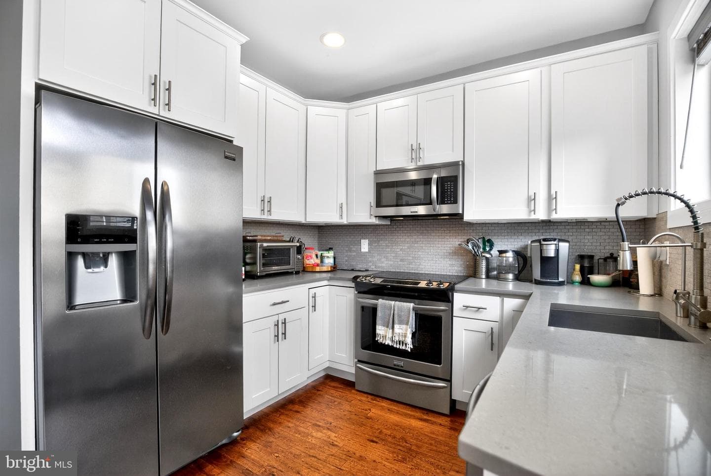 2227 Titan Street photo 4