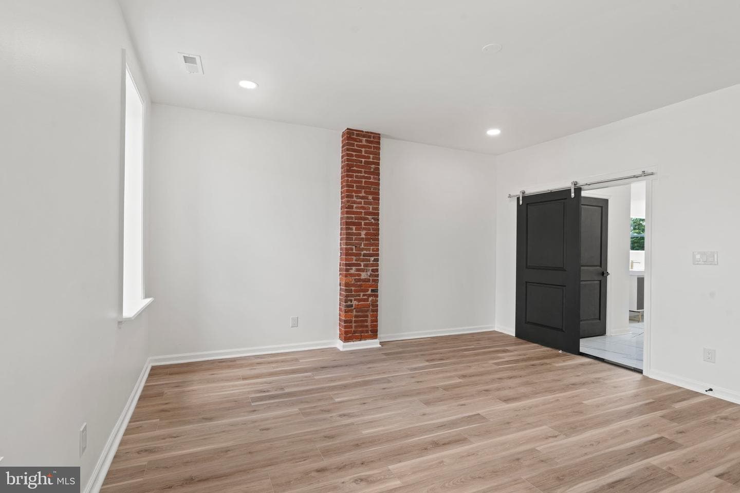 1211 S 15th Street photo 28