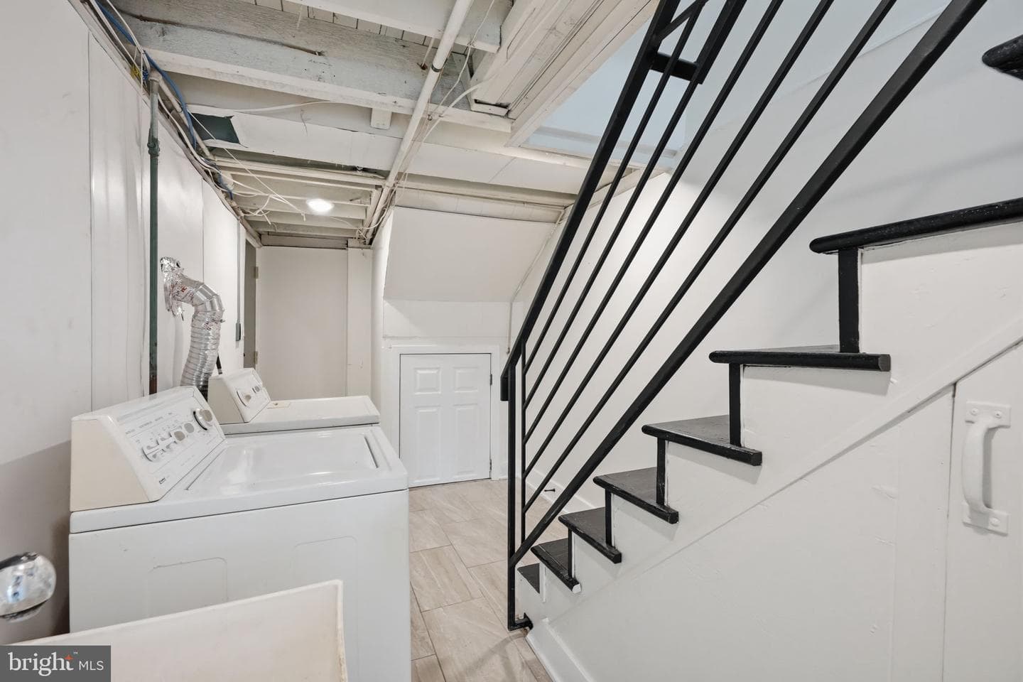 2822 Maxwell Street photo 48
