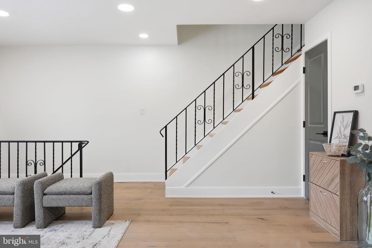 2822 Maxwell Street photo 5