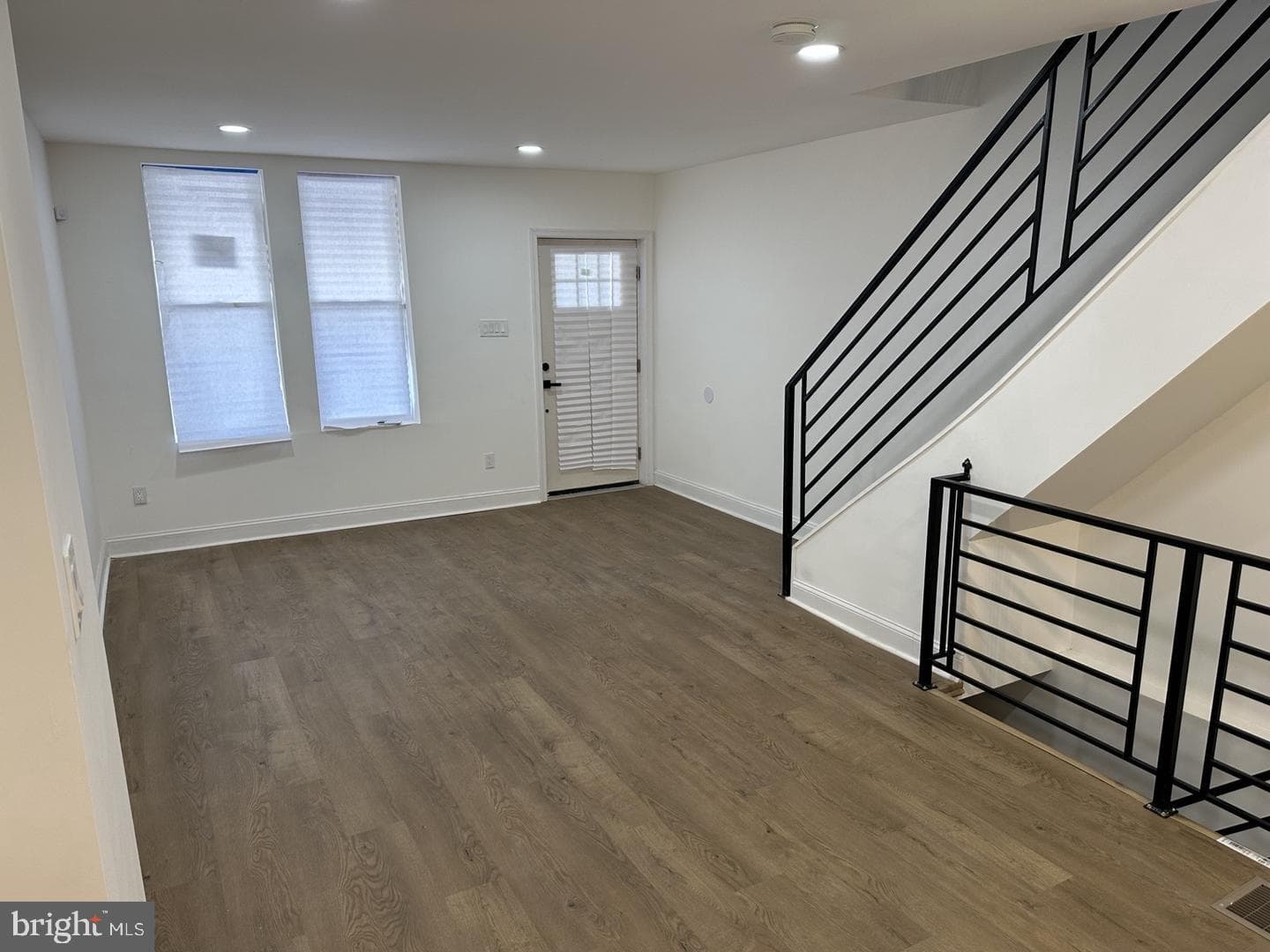 5632 Larchwood Avenue photo 20