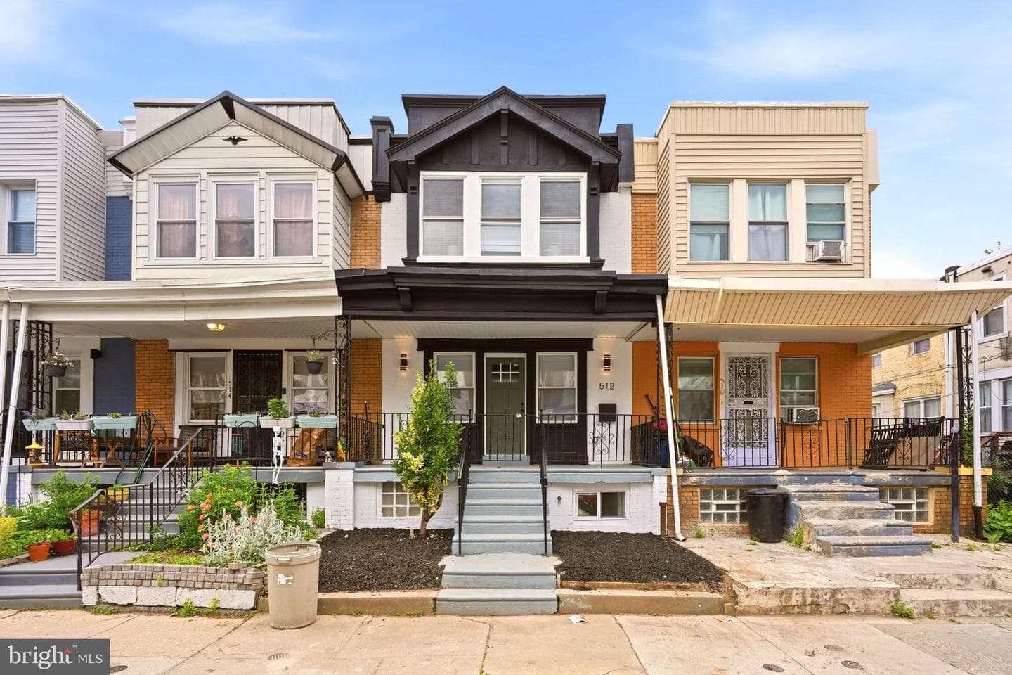 512 S Yewdall Street photo 37