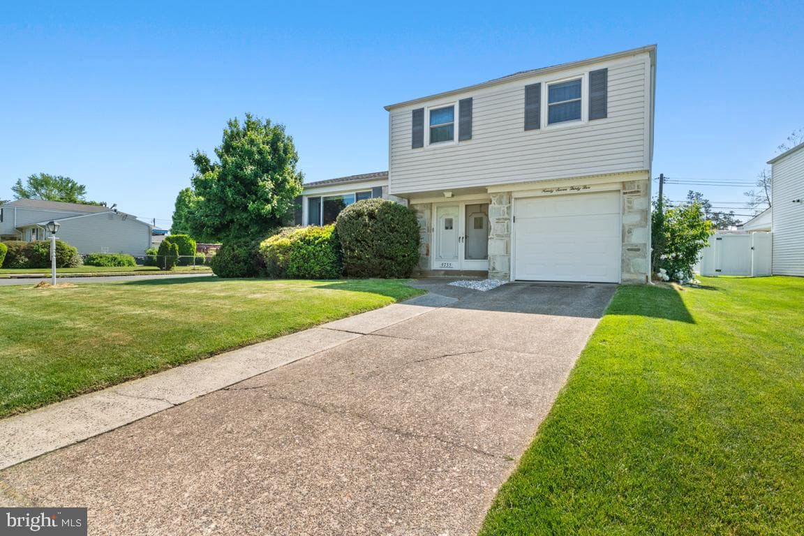 9735 Glenhope Road photo 2