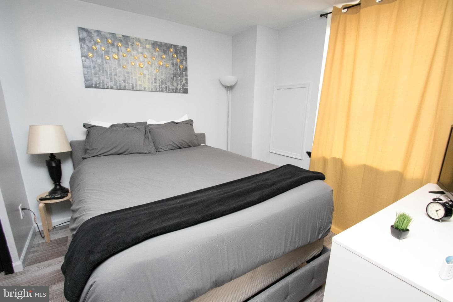 2135 Walnut Street #304 photo 4
