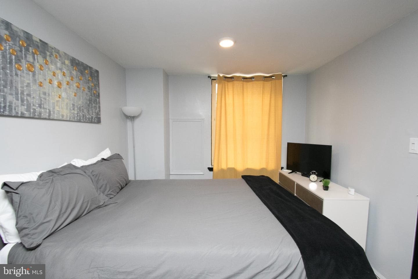 2135 Walnut Street #304 photo 8