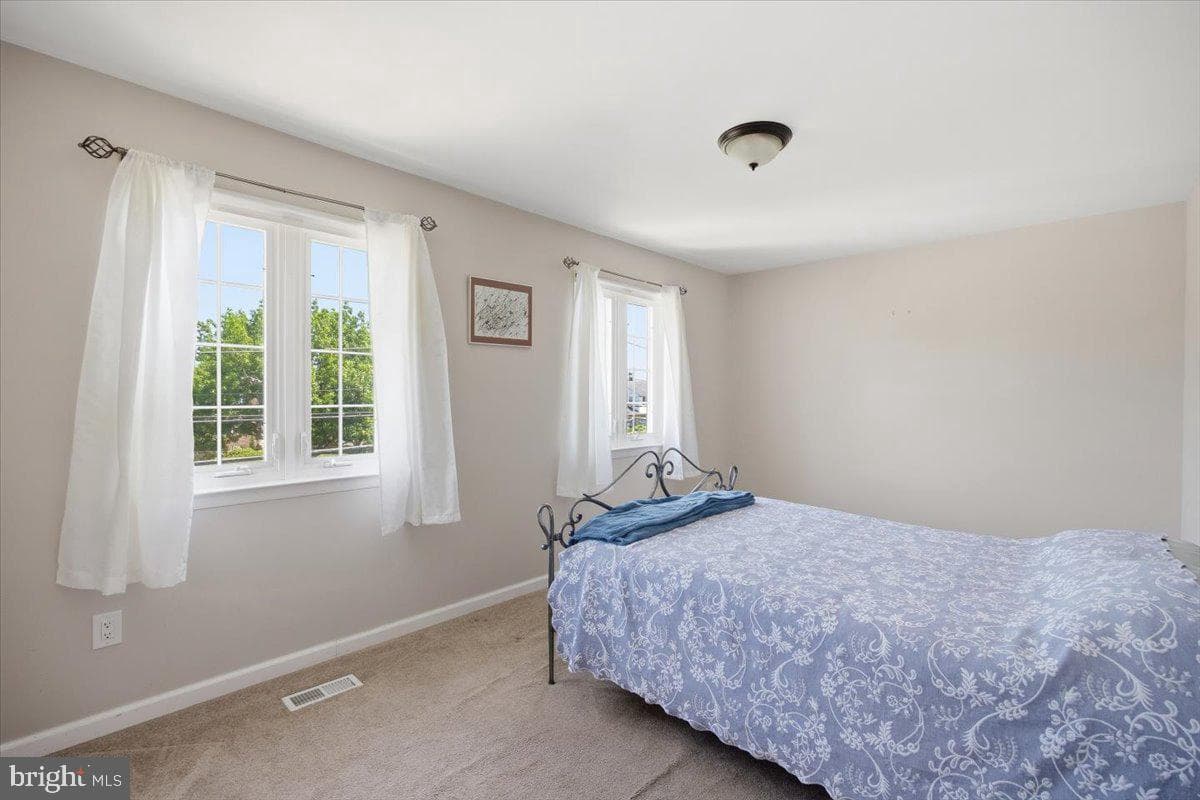 10882 Knights Road photo 19