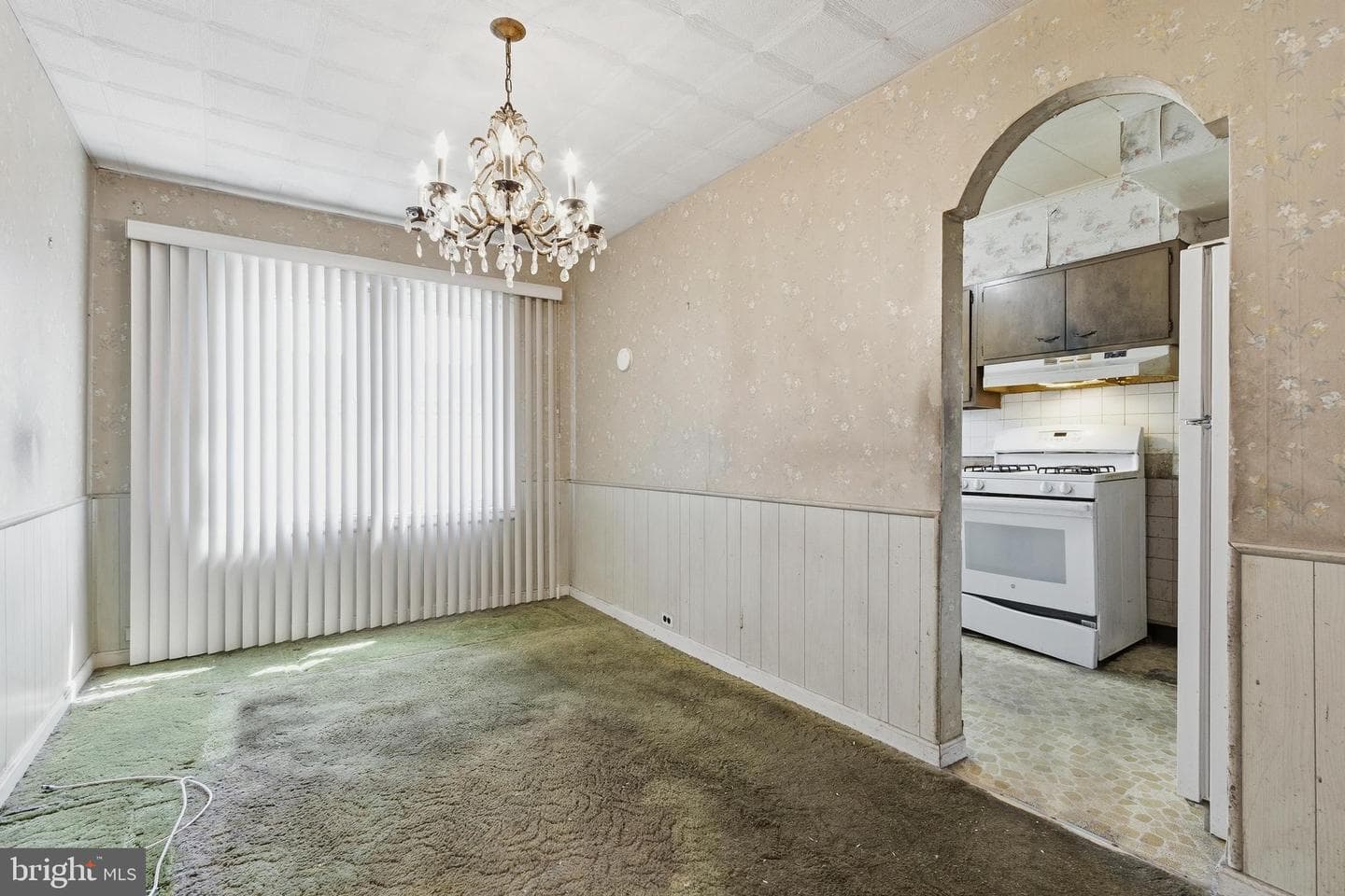 948 Johnston Street photo 9